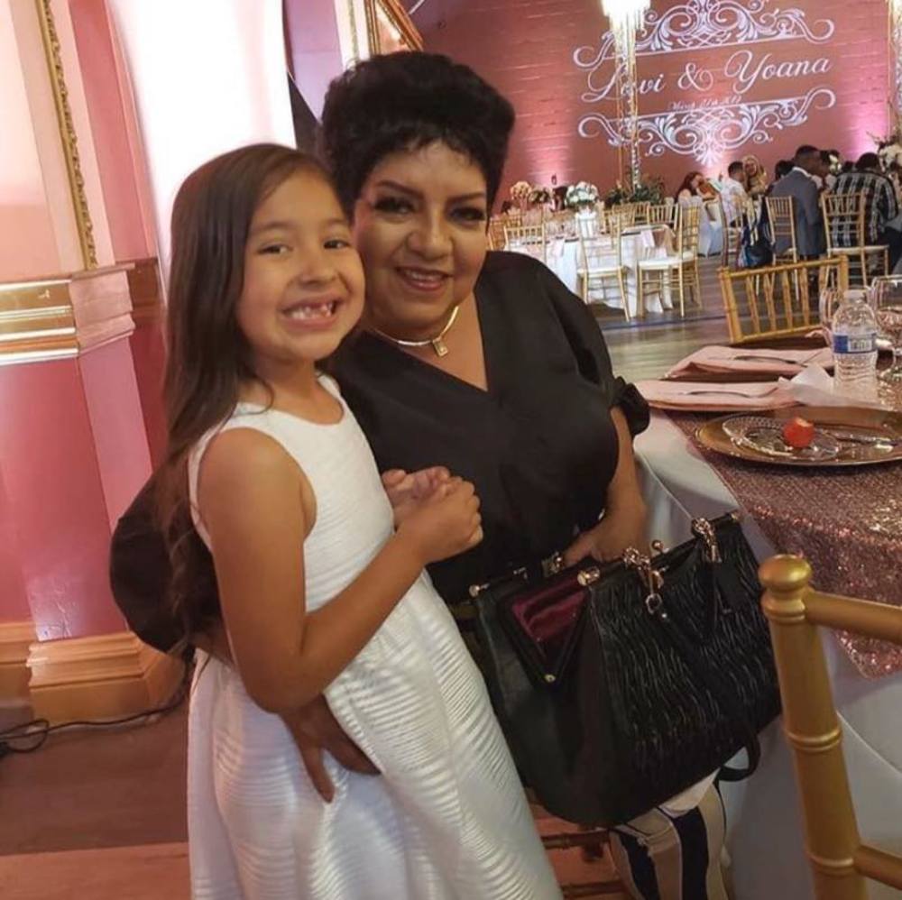 Meet your Posher, Claudia e.